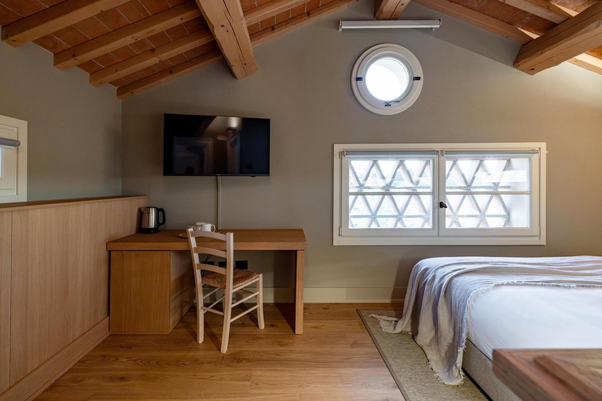 צ'רטו גואידי Colle Alberti Country House מראה חיצוני תמונה